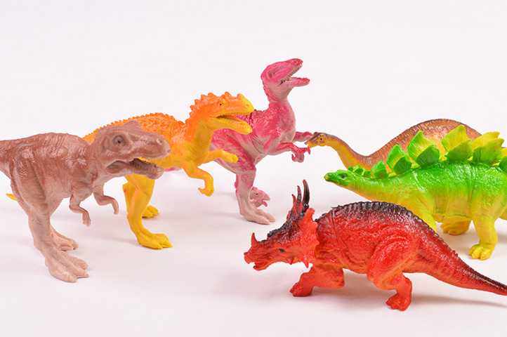 JUGUETES POR TEMA: SET 6 DINOSAURIOS GOMA ANIMAL WORLD (ADR