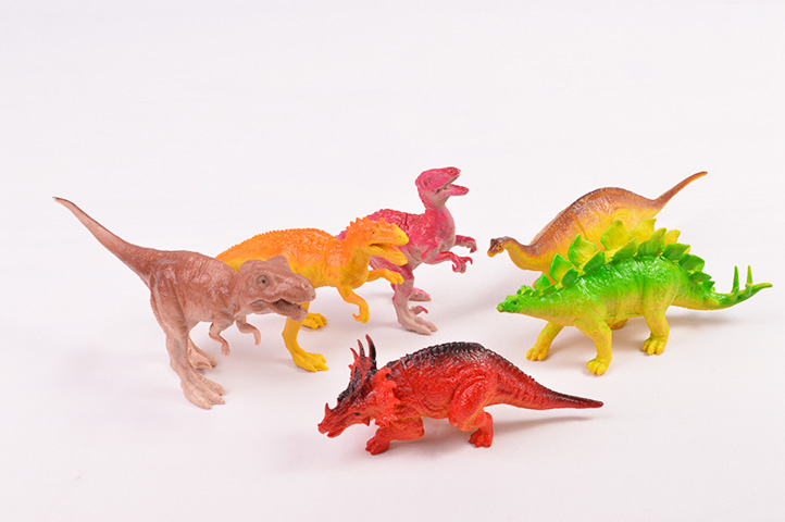 JUGUETES POR TEMA: SET 6 DINOSAURIOS GOMA ANIMAL WORLD (ADR